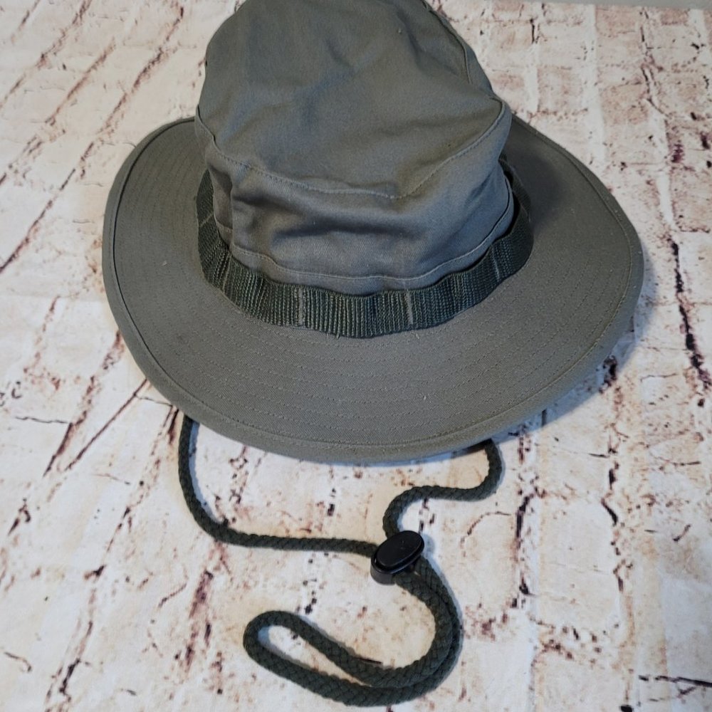 Newhattan Booney Hat, Olive, NWT, S/M